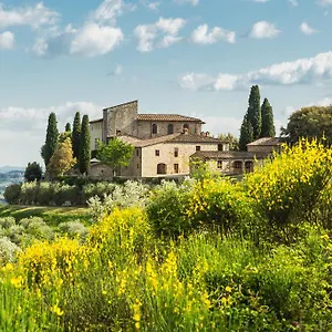  Farm stay Castello La Leccia